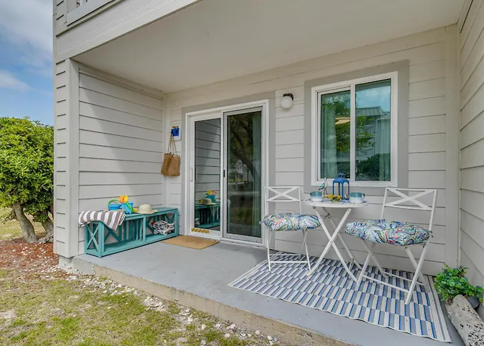 Steps To Beach! Couple Or Small Family Retreat! * Gulf Shores